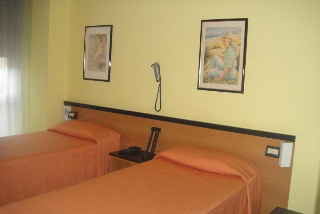 Hotel Scala Nord Milan Room photo